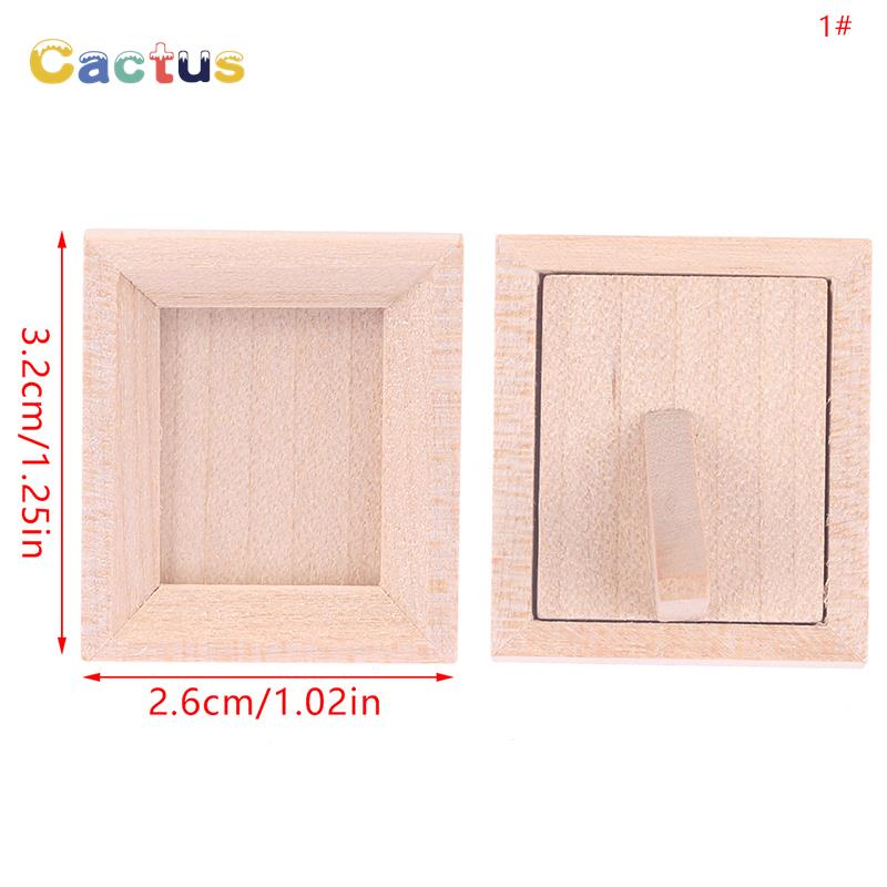 1Pc 1/12 Dollhouse Miniature W - Engraved Wood Frame 评论和价格